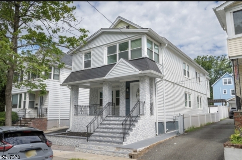 40 Warman St in Montclair, NJ - Building Photo