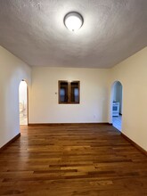 186 Holland St, Unit #2 in Somerville, MA - Foto de edificio - Building Photo