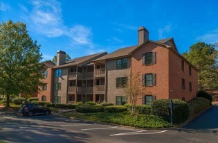 Woodmere Creek Apartments