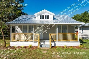 223 12th Ave SW in Decatur, AL - Building Photo