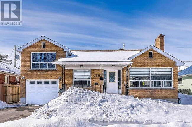 property at 902 Kenzie St