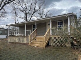 21477 Scivicque Rd in Denham Springs, LA - Building Photo