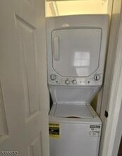 453 NJ-23, Unit 4 in Franklin, NJ - Building Photo - Building Photo