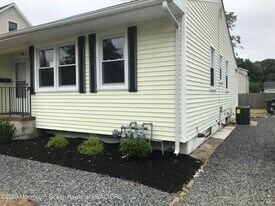 1113 6th Ave in Wall Township, NJ - Building Photo