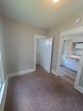 1845 14th Ave in Moline, IL - Building Photo - Building Photo