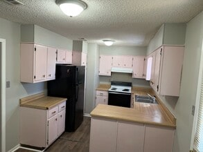 121 Presley Dr in Tupelo, MS - Building Photo - Building Photo