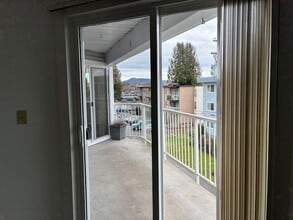 22222-22119 119 Ave in Maple Ridge, BC - Building Photo - Building Photo