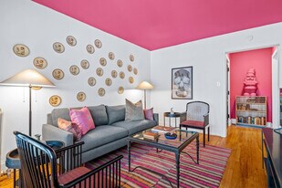 1200 W Eddy St in Chicago, IL - Building Photo