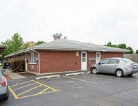 128 E Lorraine Ave in Addison, IL - Foto de edificio - Building Photo