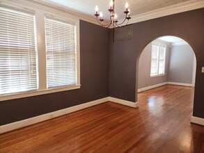 2408 Dauphin St in Mobile, AL - Building Photo - Building Photo