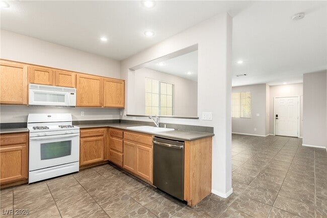 property at 1274 Willow Village Ave