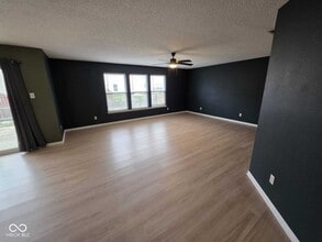 14283 Refreshing Garden Ln in Fishers, IN - Building Photo - Building Photo