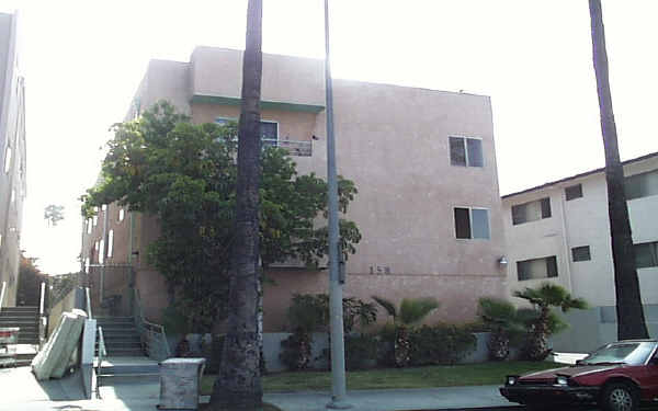 158 N Normandie Ave in Los Angeles, CA - Foto de edificio