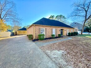 6843 Amersham Dr in Memphis, TN - Building Photo - Building Photo