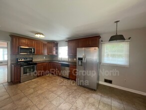 1901 Haines St in Charlotte, NC - Building Photo - Building Photo