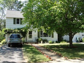 131 Shelbourne Rd in Rochester, NY - Building Photo