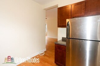 3721 N Pine Grove Ave, Unit J08W in Chicago, IL - Building Photo - Building Photo