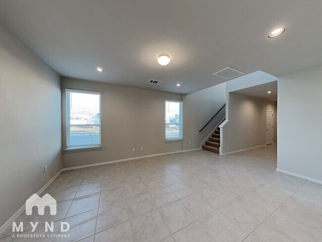 160 Heather Glen Way in San Marcos, TX - Building Photo - Building Photo