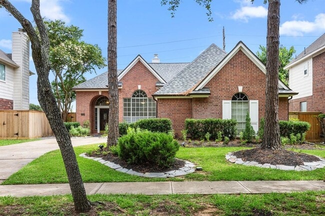 property at 4702 Forest Home Dr