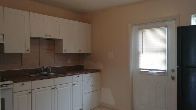 951 Fra-Mar Pl-Unit -B in Fort Pierce, FL - Building Photo - Building Photo