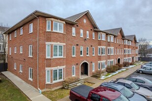3095 Cawthra Rd in Mississauga, ON - Building Photo