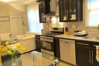 51 Rindge Terrace in Cambridge, MA - Building Photo - Building Photo