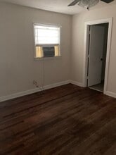 2708 Warrick Cir, Unit B1 in Goldsboro, NC - Foto de edificio - Building Photo