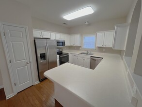1342 Island Pl E in Memphis, TN - Building Photo - Building Photo
