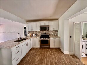 112 Milton St in Lantana, FL - Building Photo - Building Photo