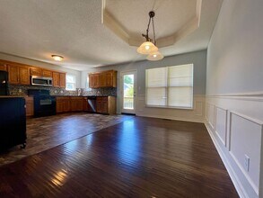 804 Tanglewood St in Leavenworth, KS - Building Photo - Building Photo