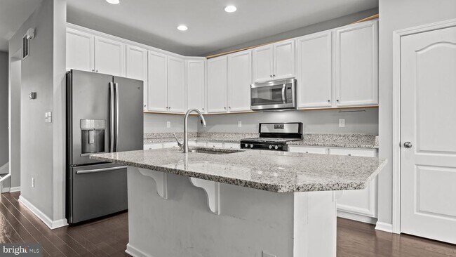 2231 Evin Dr in Warrington, PA - Building Photo - Building Photo