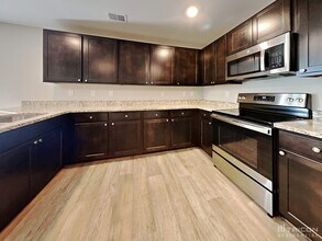 1071 Bluecoat Cir in Hampton, GA - Building Photo - Building Photo