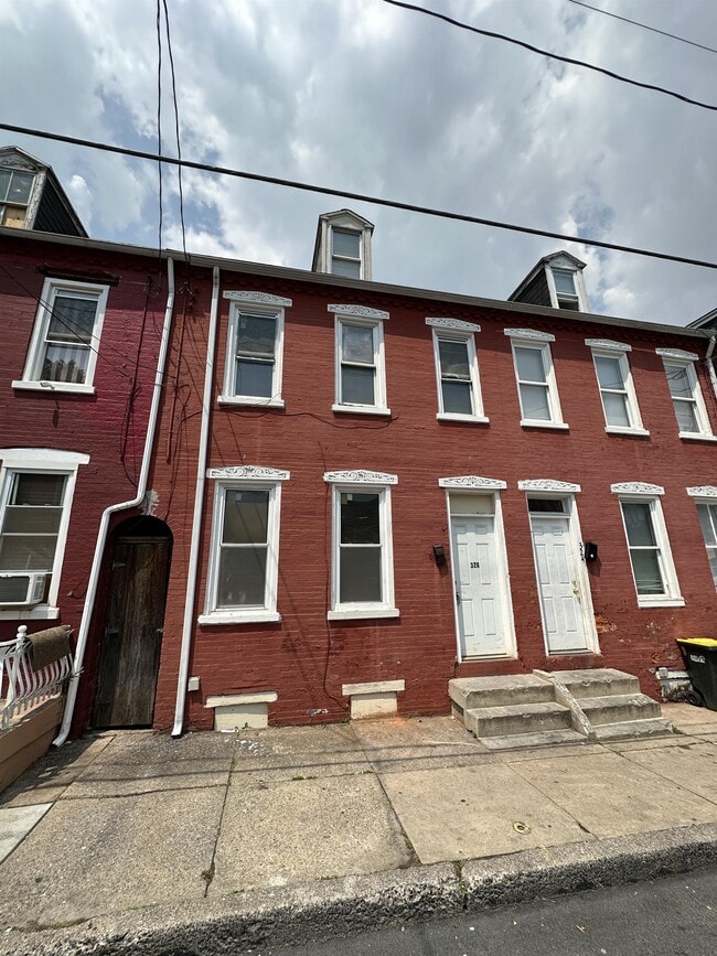 property at 326 Beaver St