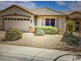 2913 E Runaway Bay Pl in Chandler, AZ - Building Photo