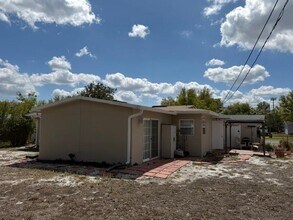 208 Wilshire Dr in Casselberry, FL - Building Photo - Building Photo