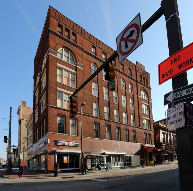 301-303 N Howard St