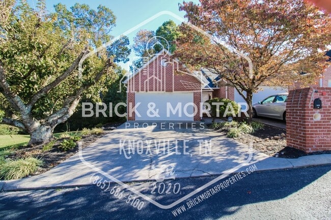 8635 Constance Way