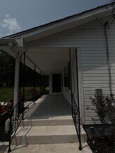 23 Center Ave in Chesilhurst, NJ - Building Photo - Building Photo