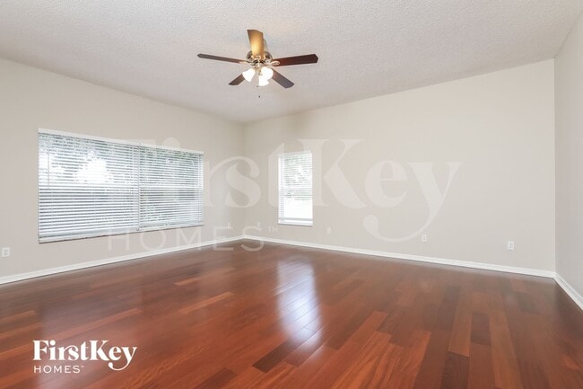 2216 Cerberus Dr in Apopka, FL - Foto de edificio - Building Photo