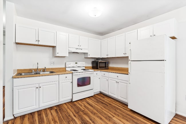 30 East E Street