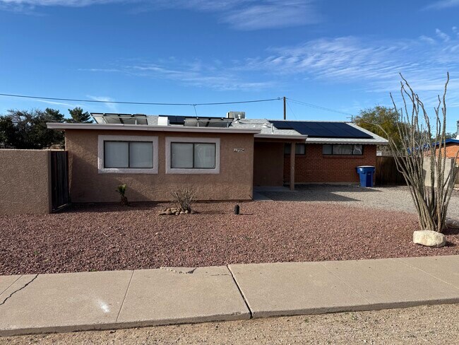 7234 E Beverly Dr in Tucson, AZ - Building Photo - Building Photo