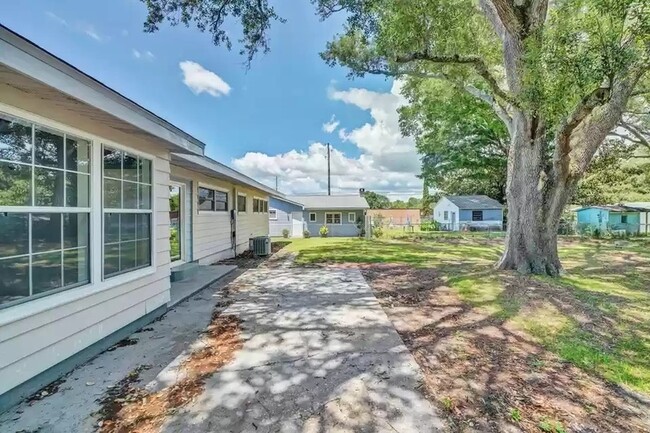 360 Chicago Ave in Valparaiso, FL - Building Photo - Building Photo