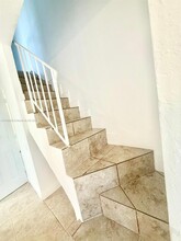 984 W 40th St in Hialeah, FL - Building Photo - Building Photo