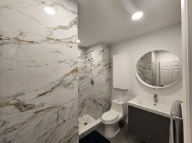 21506 Juego Cir in Boca Raton, FL - Building Photo