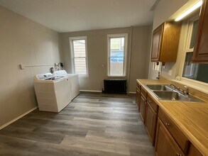 415 N Pitt St in Carlisle, PA - Building Photo - Building Photo