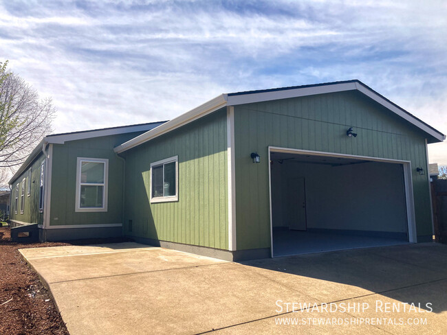 1313 Bramblewood Ln in Eugene, OR - Building Photo - Building Photo