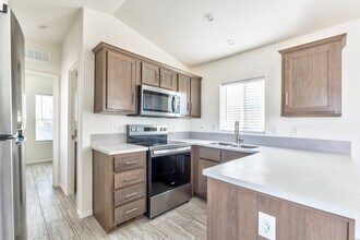 9985 N Pinal Ave in Casa Grande, AZ - Building Photo - Building Photo