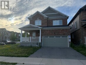 84 Ridge Rd in Cambridge, ON - Building Photo - Building Photo