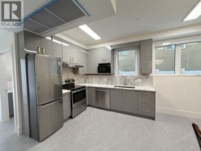 10XX E 62nd Ave in Vancouver, BC - Building Photo - Building Photo