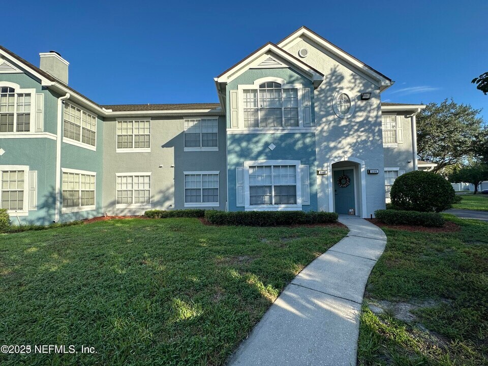 1717 County Rd 220 in Fleming Island, FL - Building Photo